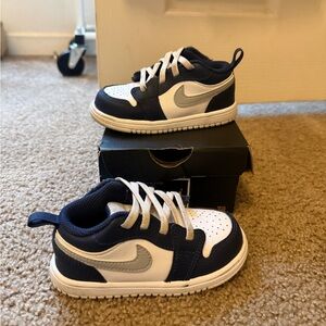 Nike Kids Navy and White Sneakers